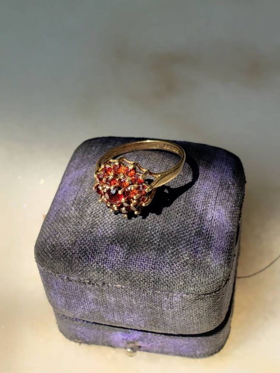 Vintage Garnet Cluster Ring 9ct gold Size 6 1/2