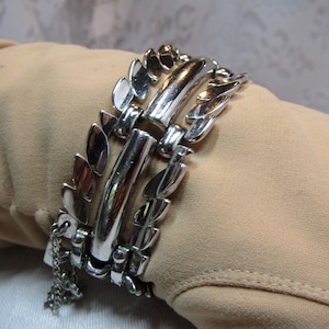 1960's Monet Mid Century Vintage Silver Tone Double Link