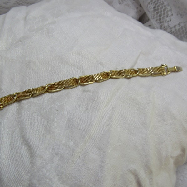 Vintage GOLDETTE N.Y. Gold Tone Mesh and Link Bracelet