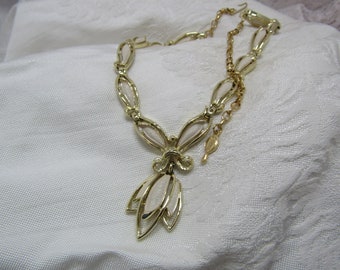 Sarah Cov White Enamel and Gold tone Floral Pendant Necklace