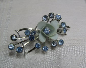 Vintage CINER Silver Tone Finish and Clear and Green