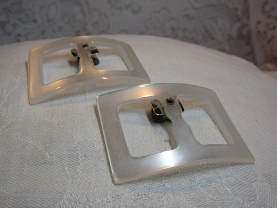 Vintage Mod Square Buckle Shaped Frosted White Ac… - image 8