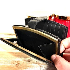 Vintage Coach Wallet Black With Kiss lock 90s