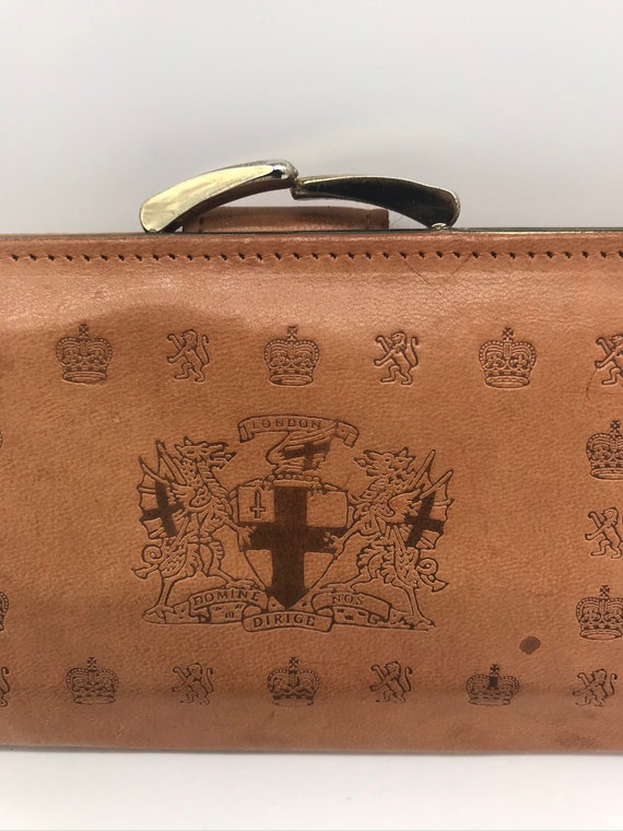 Vintage ladies soft tan leather wallet with coin purse Gem