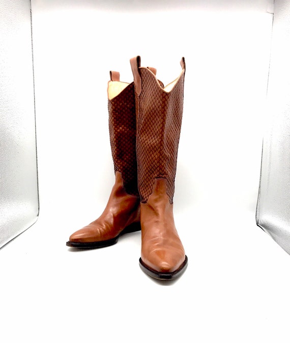 Joan an David couture boots 9m British tan brown 9