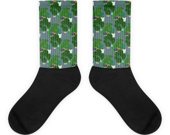 Just one more plant Socks