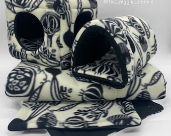 Handmade Guinea Pig Fleece Cage Set | Cuddle Cube, Tunnel, Pads & Liner
