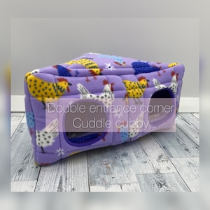 Corner cuddle cubby double entrance | Fleece corner bed  | Guinea pig corner bed  | Small animal fleece bed