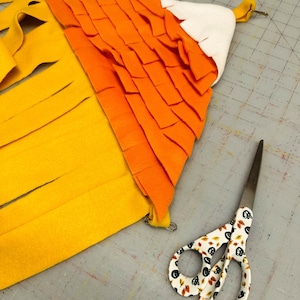 Halloween Candy Corn Fleece Corner Forest: Guinea Pig Cage Accessory