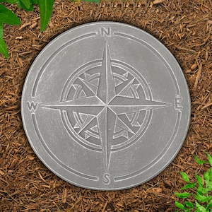 Garden Decoration: Compass Stepping Stone, Compass Rose Statue for Garden, Beach Decor, Outdoor Pathway Accent