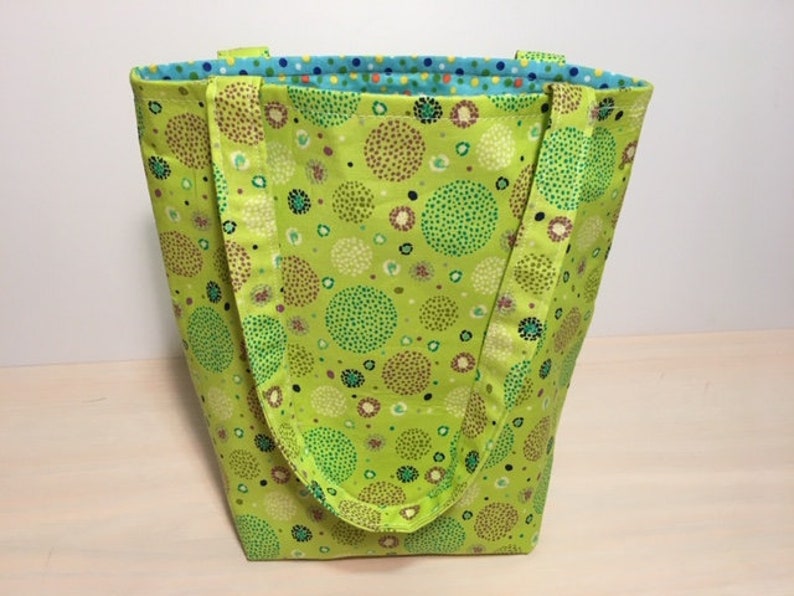 Mid-Size Green Tote Bag!