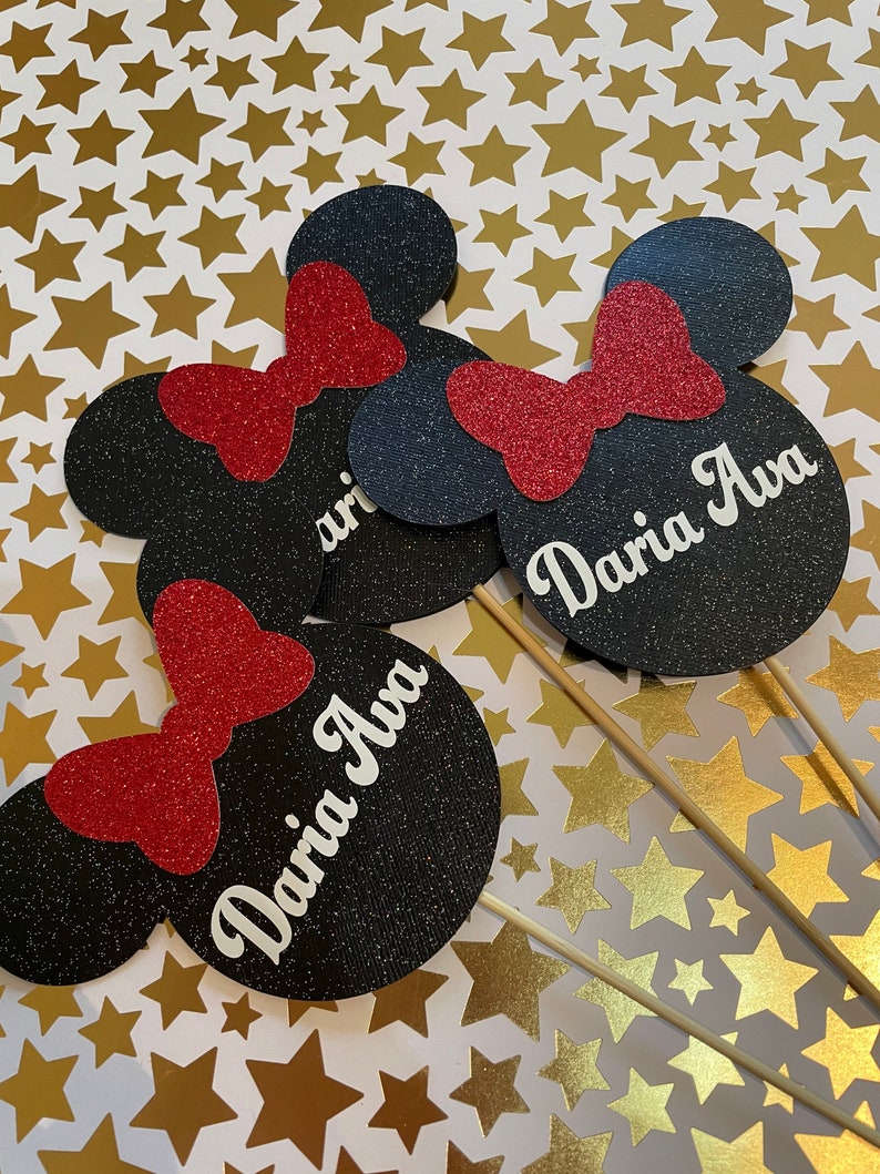 Choix de fête d'anniversaire Minnie Mouse : décoration de centre de table personnalisée image 5