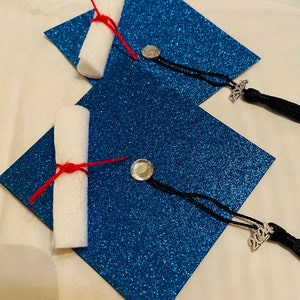 Graduation Caps 2025 Graduation Centerpiece Graduation Party Il 300x300.5947591347 Tcga