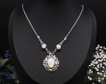 Opalith Collier – Jugendstil / Art Nouveau Halskette mit Tropfenanhänger - größenverstellbare Edelstahlkette, Braut- & Fantasy Schmuck