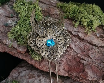 Fantasy Hair Accessoire, Hair Needle, Hair Stick, Filigree bronze Stampings, Teal Flower, handmade Unique Jewelry