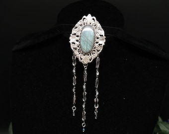 Jugendstil Brosche mit Labradorit ~ Zirkonia & Edelstahl-Ketten ~ Kostüm Accessoire
