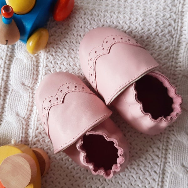 Leather Baby Slippers, Moccasins, Soft Sole Unisex Baby First Shoes, Pink Caramel Brown Red Baby Booties, Newborn Crib Toddler Shoes Moccs