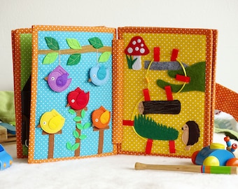 Felt Farm Animals Quiet Book: Montessori Sensory Toy with Finger Puppets