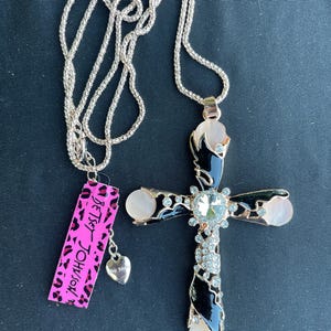 Betsey Johnson NOS Cross Necklace/Pendant