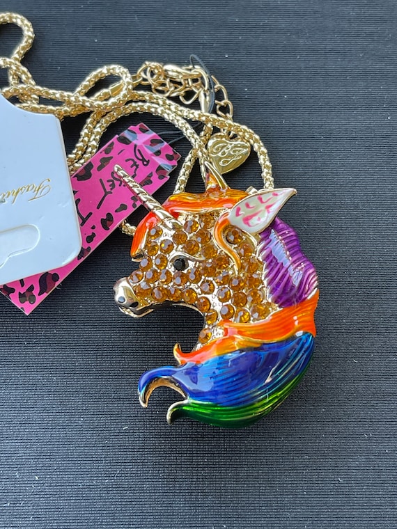 Betsey johnson unicorn necklace discount