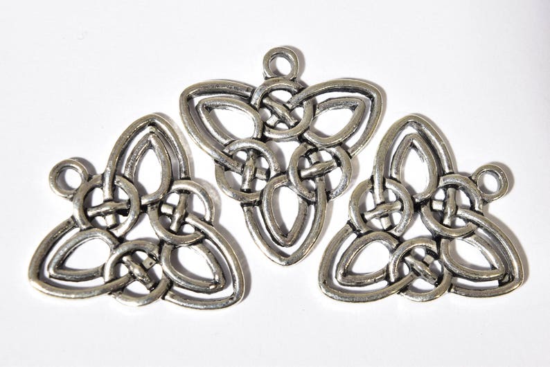 4 Celtic Knot Pendants Irish Charms Knot Charms Celtic Etsy