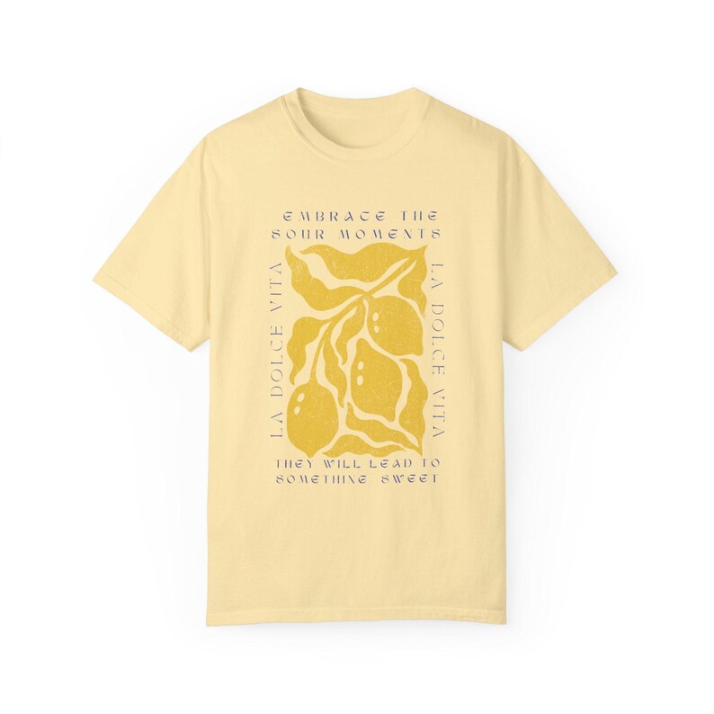 La Dolce Vita Lemon T-Shirt: Italian Flower Market Graphic Tee Banana