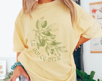 La Dolce Vita Olive Branch T-Shirt: Vintage Amalfi Coast Italian Graphic Tee