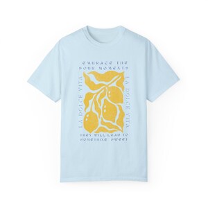 La Dolce Vita Lemon T-Shirt: Italian Flower Market Graphic Tee Chambray