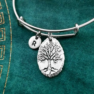 Tree Bracelet Willow Tree Bangle Family Tree Charm Bracelet Tree of Life Bracelet Personalized Initial Pendant Bracelet Mom Bracelet Gift