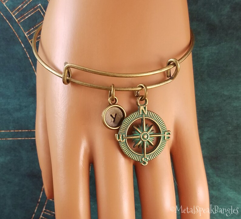Compass Bangle Bracelet Compass Bracelet Bronze Compass Charm Bracelet Compass Jewelry Patina Pendant Bracelet Personalized Initial Bracelet