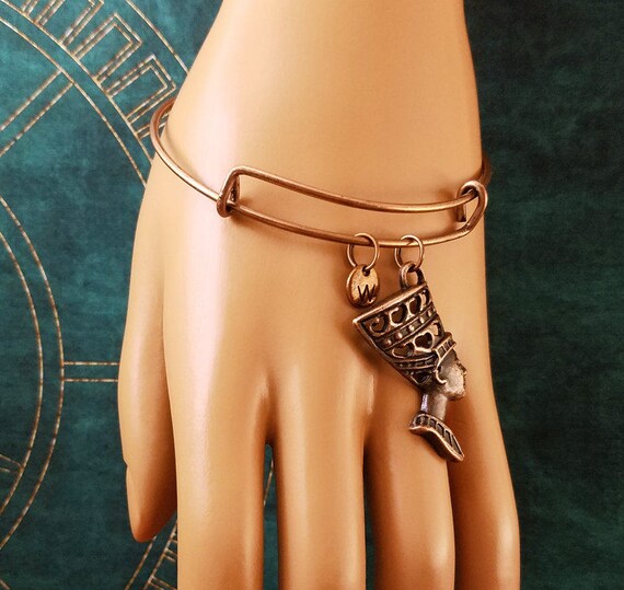 Nefertiti bracelet Bracelet Nefertiti Bracelet Nefertiti bijoux initiale extensible empilable bracelet reglable bracelet personnalise bracelet Etsy France