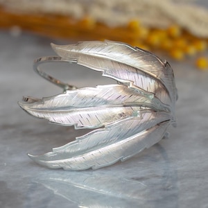 Boho Feather Silver Bridal Arm Cuff Bracelet, Laurel Leaf Band, Greek Goddess Lower Arm Bracelet, Wedding Arm Bangle, Bridesmaid Bracelet