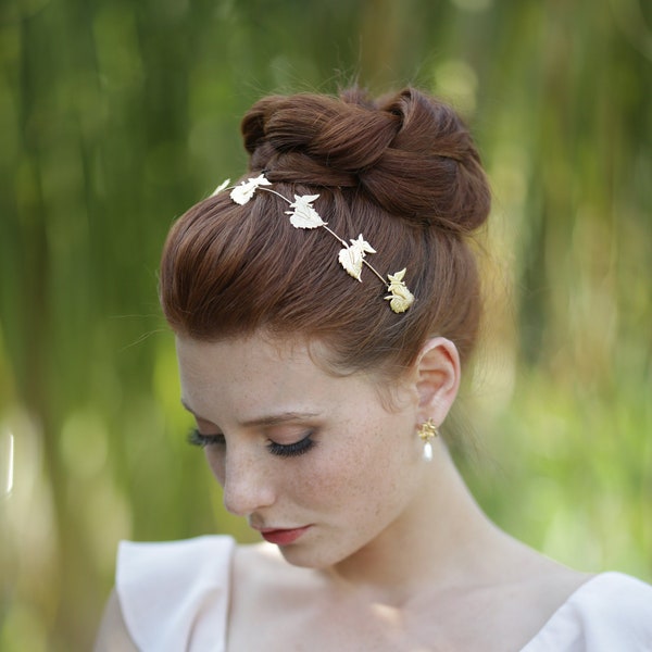 Gold Bridal Butterfly Leaf Wreath, Gold Flexible Headband, Wedding Hair Leaves, Bridesmaid Head Band, Bridal Tiara, Bridal boho Headpiece