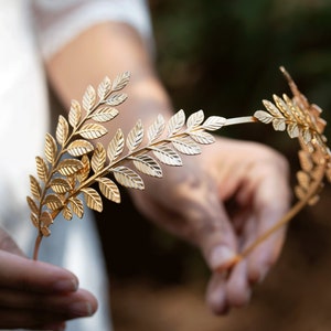 Greek Goddess Headpiece, Bridal Halo Crown, Olive Crown Headband, Wedding Headpiece, Roman Hair Vine, Prom Headpiece, Laurel Wreath Tiara