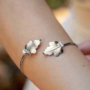 Silver Leaves Bridal Arm Cuff Bracelet, Wedding Crystal Arm Band, Wrap Bangle, Bridesmaids Bracelet, Laurel Leaf Bracelet, Floral Bracelet
