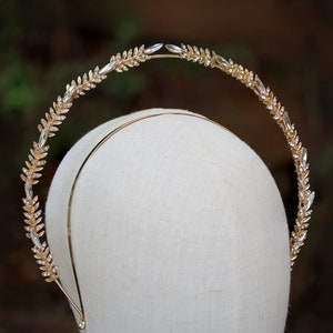 Bandeau halo de mariée bohème, couronne de déesse, couronne de feuilles de laurier, accessoire de cheveux de mariage, couronne de mariée, bandeau de mariée, diadème de mariage en or