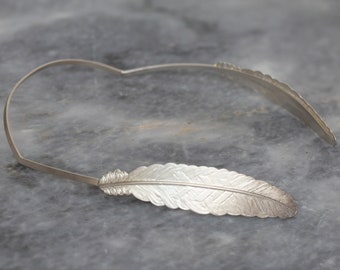 Greek Goddess Silver Feather Headpiece, Bridal Halo Crown, Olive Crown Headband, Roman Hair Vine, Prom Headpiece, Wedding Laurel Leaf Tiara