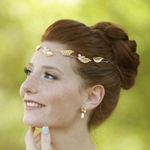 Bridal Pearl Wreath, Gold Leaf Tiara, Gold Forehead Band, Boho Headpiece, Leaf Hair Wreath, Bridal Headpiece, Wedding Hairpiece, Boho Crown