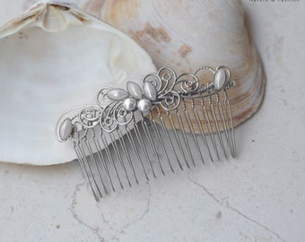 Decorative Comb, Silver Pearl Comb, Wedding Headpiece, Bridal Headpiece, Bridesmaid Headpiece, Pearl Headpiece, Vintage Vine, Romantic Comb