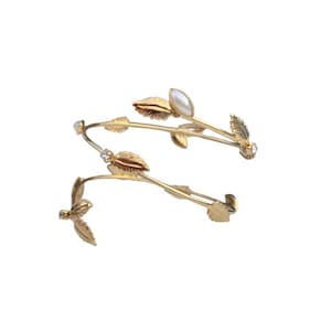 Boho Gold Crystal Bridal Arm Cuff Bracelet, Leaf Arm Band, Greek Goddess Lower Arm Bracelet, Arm Bangle, Bridesmaid Bracelet, Warp Bracelet