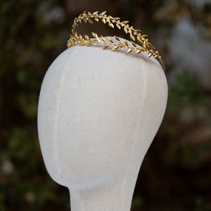 Bridal Laurel Leaf Gold Halo Crown, Greek Goddess Olive Headpiece, Wedding Crown Headband, Roman Hair Vine Headpiece, Laurel Wreath Tiara image 4