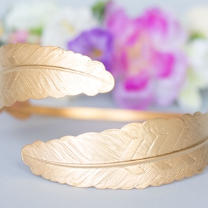 Goddess Upper Arm Cuff Bracelet, Gold Feather Arm Bracelet, Bridal Gold Bangle, Adjustable Bracelet, Bridal Cuff Bracelet, Wedding Bracelet