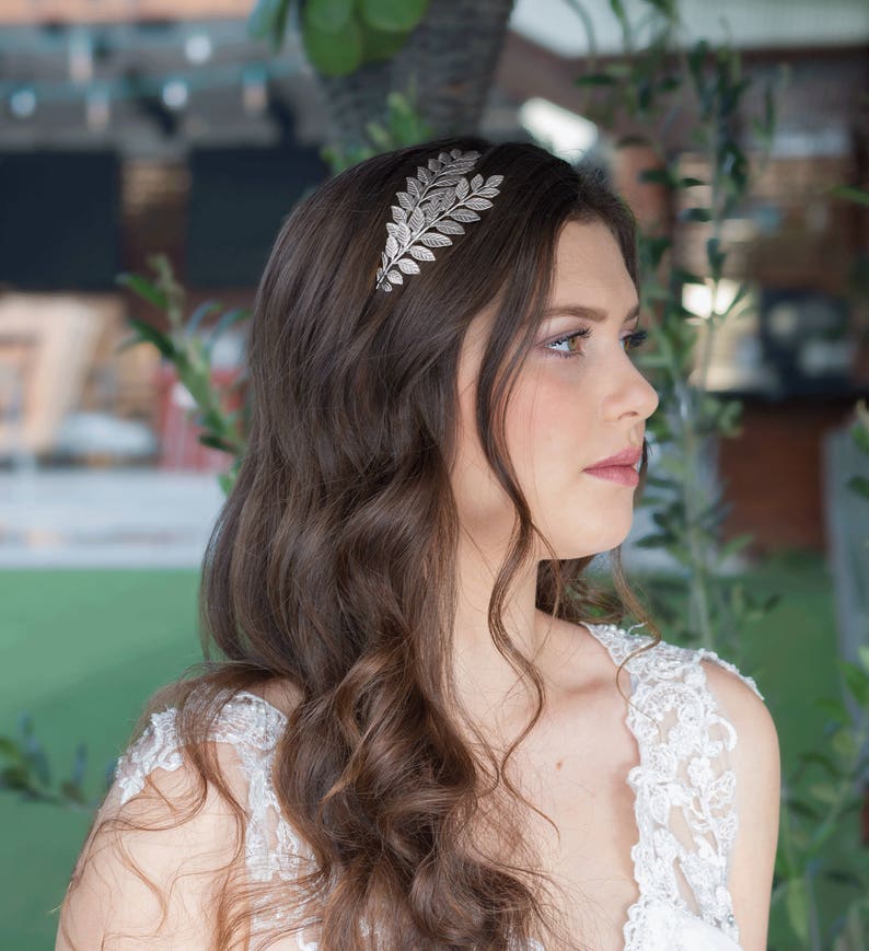 Delicate Silver Leaf Crown Greek Goddess Headband Fairy Tiara Laurel Leaf Crown Wedding Headband Bridal Headpiece Bridesmaid Gift