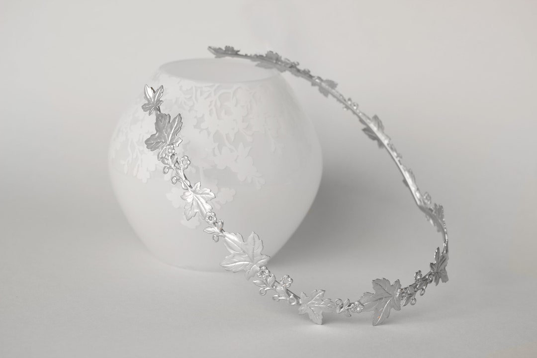 bridal wreath headpiece