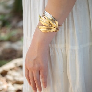 Boho Feather Gold Bridal Arm Cuff Bracelet, Leaf Arm Band, Greek Goddess Lower Arm Bracelet, Wedding Arm Lower Bangle, Bridesmaid Bracelet