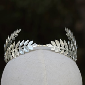 Gold Laurel Leaf Halo Crown, Greek Goddess Headpiece, Grecian Bridal Crown, Roman Hair Vine, Laurel Wreath Tiara, Olive Wedding Headband
