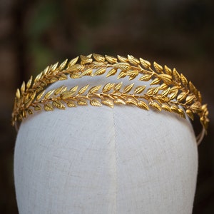 Bridal Laurel Leaf Gold Halo Crown, Greek Goddess Olive Headpiece, Wedding Crown Headband, Roman Hair Vine Headpiece, Laurel Wreath Tiara