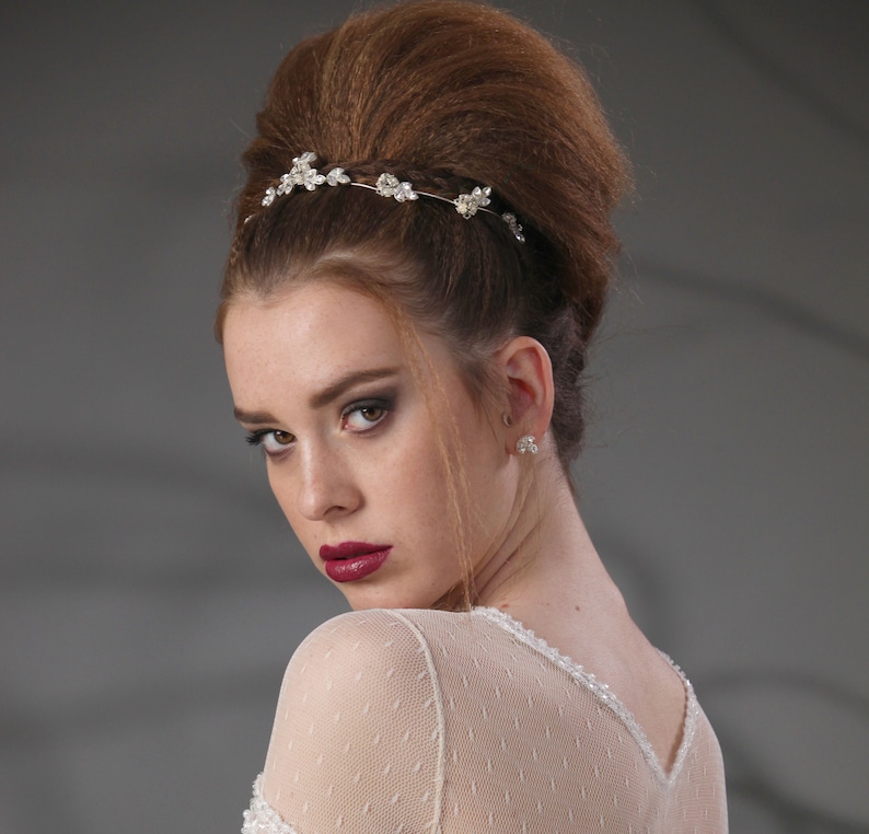 Wedding Hair Vine Bridal Crystal Wreath Boho Headpiece Forehead Band Bridal Tiara Wedding Crown Crystal Wreath Pearl Hair Wreath