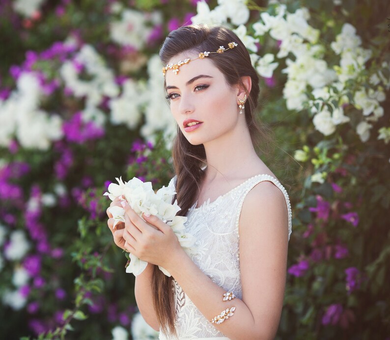Wedding Hair Vine Bridal Crystal Wreath Boho Headpiece Forehead Band Bridal Tiara Wedding Crown Crystal Wreath Pearl Hair Wreath