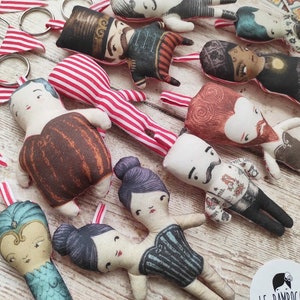 Set of 10 Freak Show Keychains, Illustrated Vintage Circus Characters, Quirky Gift Idea, Collectible Art Toys, design lebambocce